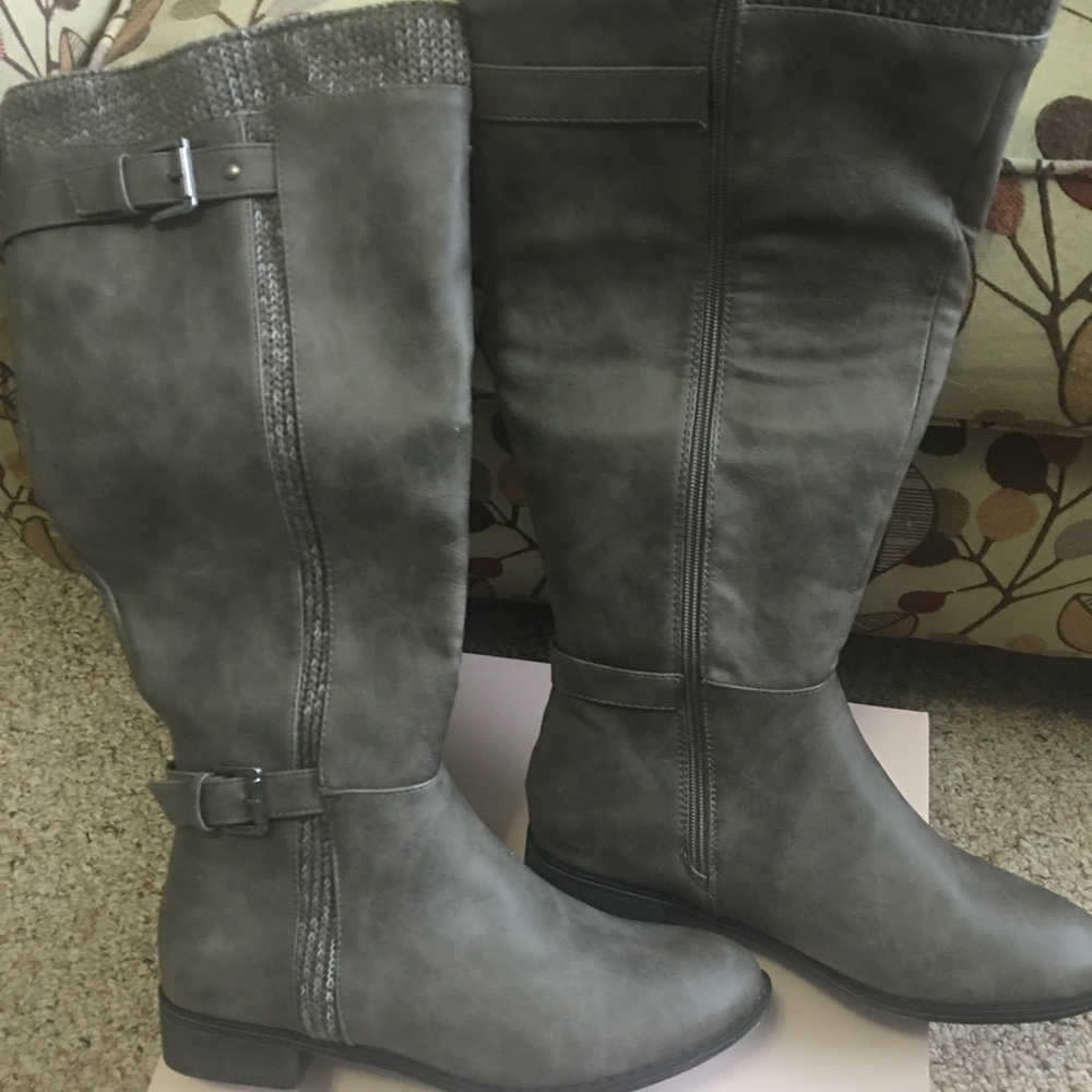 Gray sweater boots
